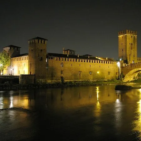 Escalus Luxury 4* Verona