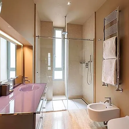 Πανσιόν Escalus Luxury Βερόνα
