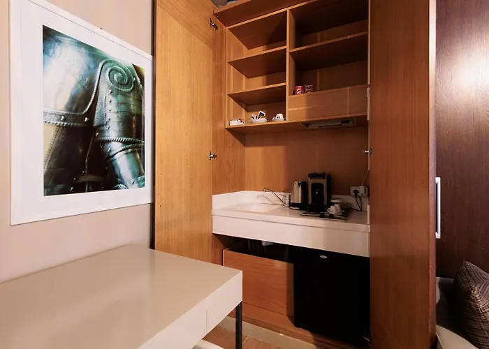 Escalus Luxury Guest house 4*