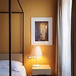 Escalus Luxury