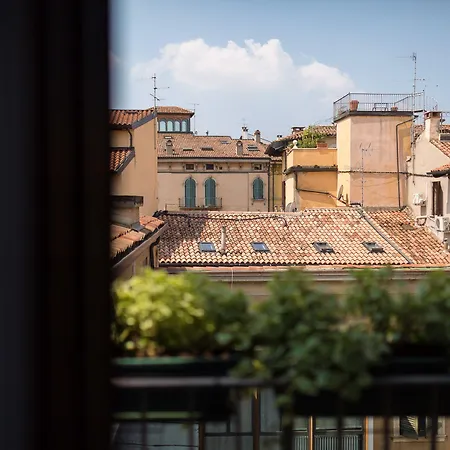 Escalus Luxury 4* Vérone