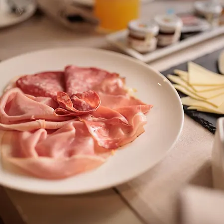 בית הארחה Escalus Luxury