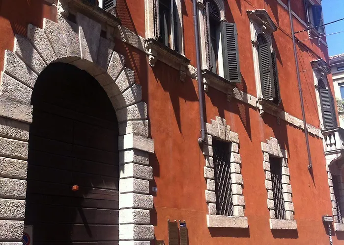 Escalus Luxury 4* Verona