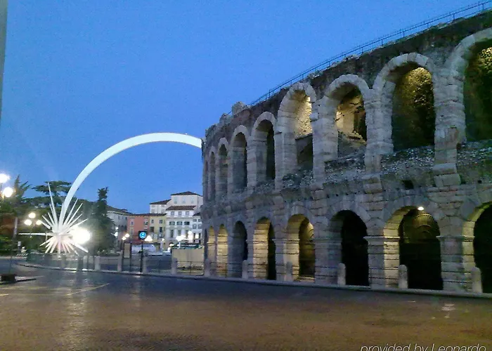 Escalus Luxury Guest house 4*