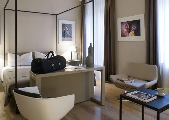 Escalus Luxury Верона