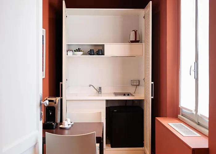 Escalus Luxury 4*